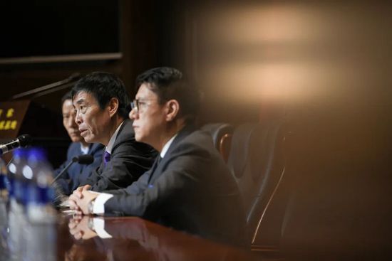 毛片在线观看地址