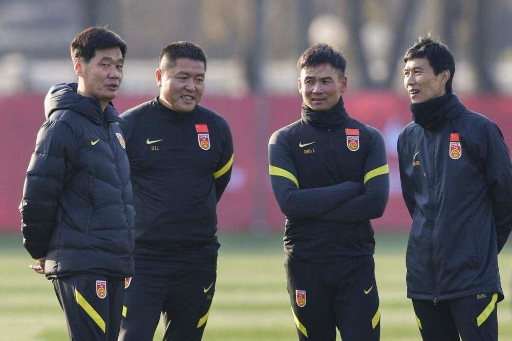国产毛片**